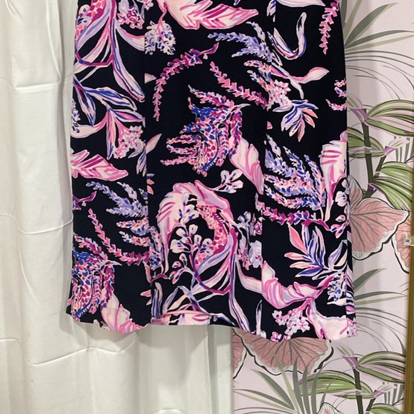 Floral Lilly Pulitzer dress - Picture 3 of 6